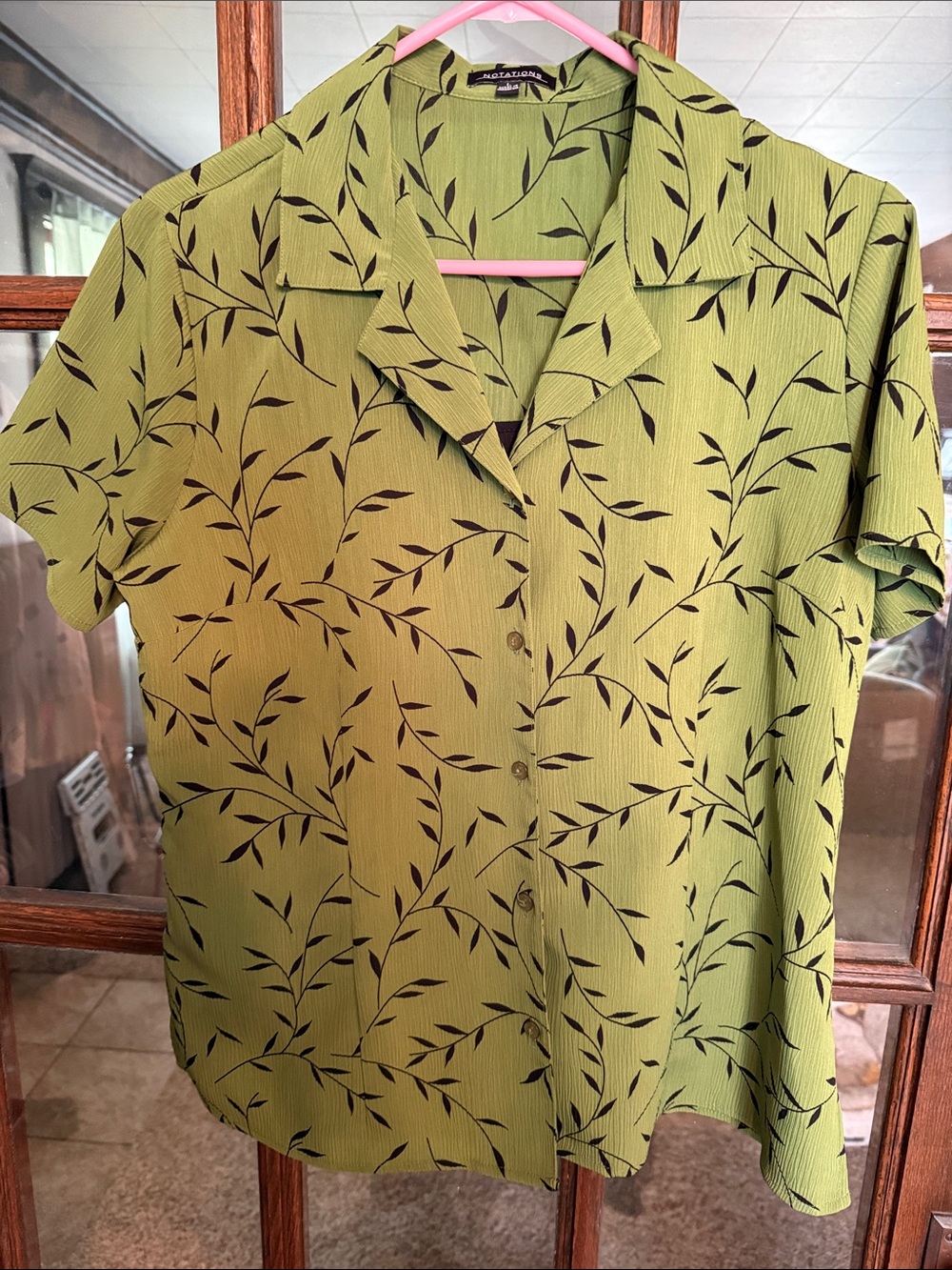 Notations Green Leaf Vine Print Short Sleeve Button Down Blouse Large Notched‎ L